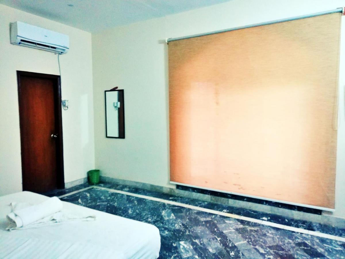 Hotel Rose Inn Lahore Extérieur photo